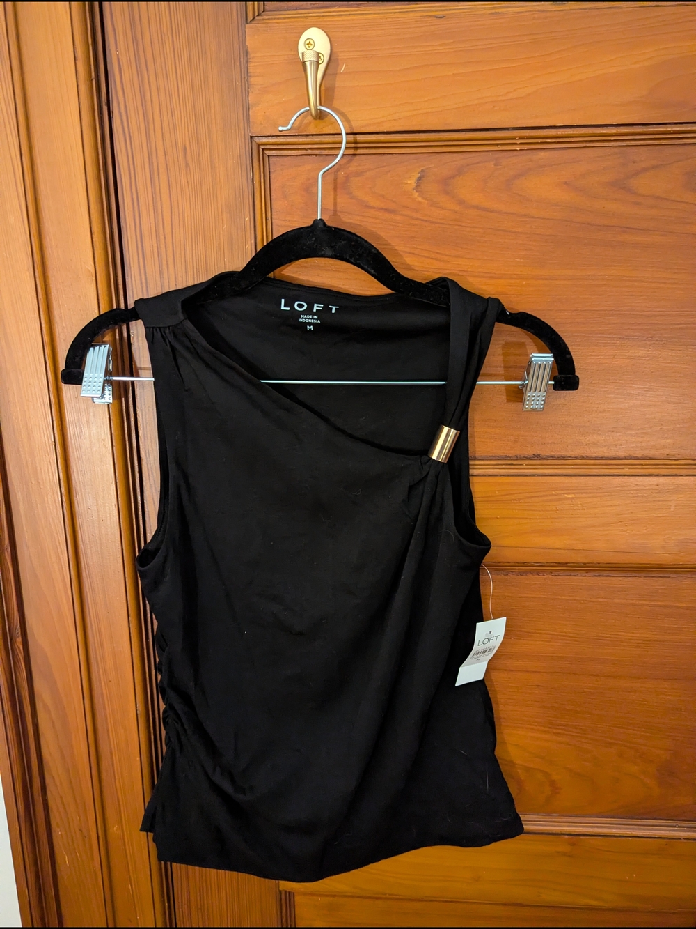 LOFT Black Sleeveless Twist-Accent Tank with Gold Hardware